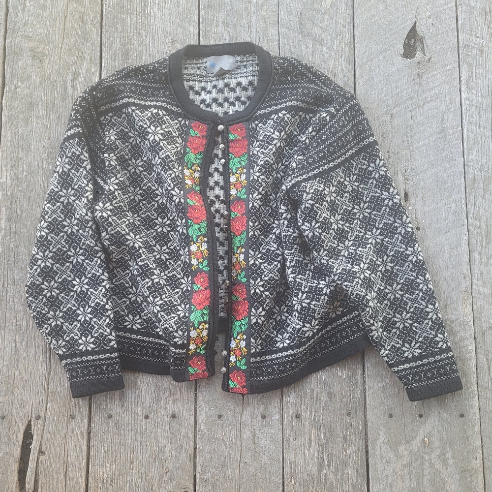 Squaw Valley Christmas Cardigan